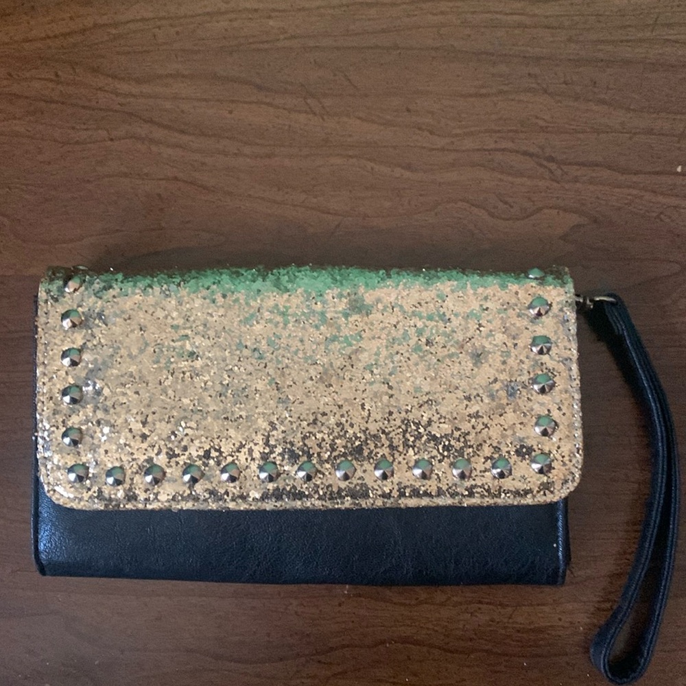 NWOT Material Girl Glitter Gold and Black Clutch